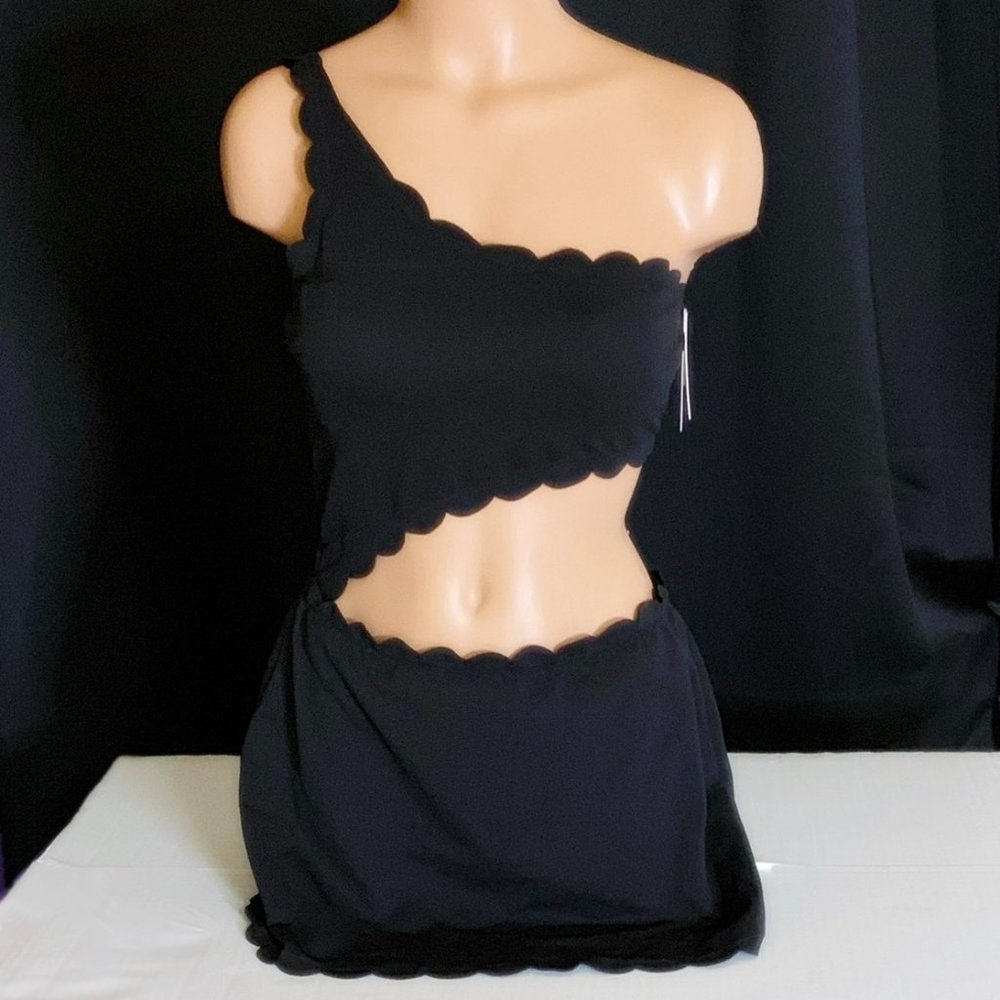 Victoria's Secret Swim Scallop One-Piece Swim Dress Skirt Swimsuit 1 Shoulder S